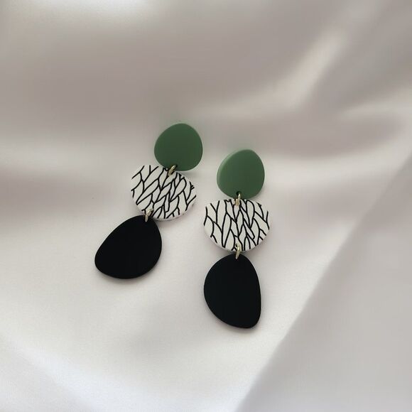5/$25 Green and Black Acrylic Geometric Statement Earrings - Picture 9 of 10